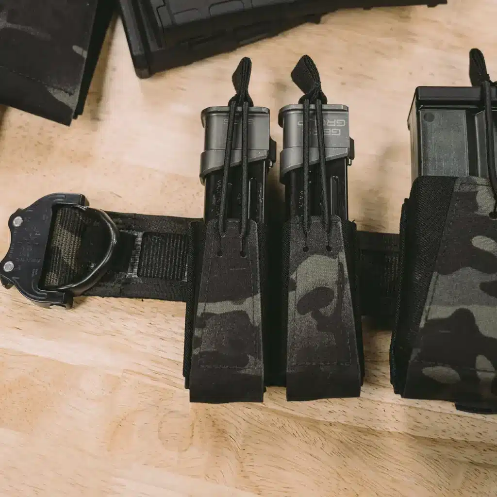 GBRS GROUP Double Pistol Magazine Pouch - Bungee Retention