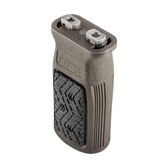 Daniel Defense <br><b>M-LOK VERTICAL FOREGRIP</b><br> 3